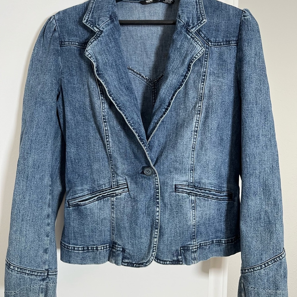 Mossimo Supply Co. Classic Blue Jean Jacket/ blazer sz medium